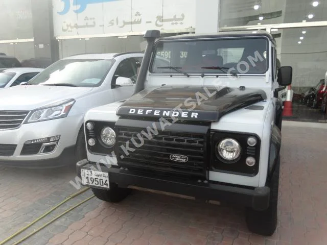 Land Rover  Defender  2016  42,000  SUV  Manual  4  Leather  4WD  White  Diesel