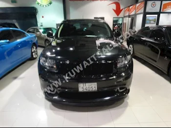 جييب  إس آر تي  جراند شيروكي  2013  121,000  اس يو في  اتوماتك  8  جلد  دفع رباعي  أسود  بنزين