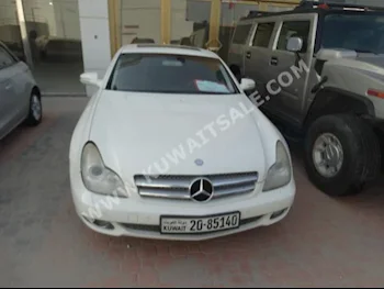 مرسيدس - بنز  350  سي ال اس - كلاس  2009  190,000  سيدان  اتوماتك  8  جلد  دفع خلفي  أبيض  بنزين