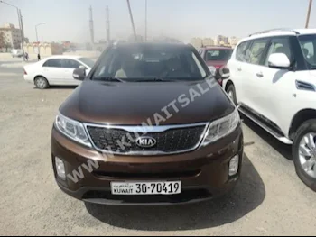 Kia  Sorento  2015  20,000  SUV  Automatic  4  Cloth  FWD  Brown  Gasoline