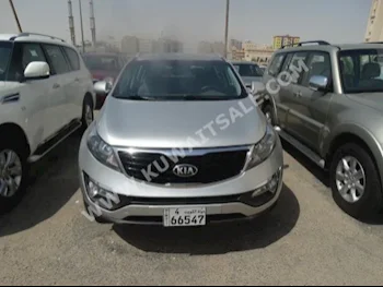 Kia  Sportage  2015  86,000  SUV  Automatic  4  Leather  FWD  Silver  Gasoline