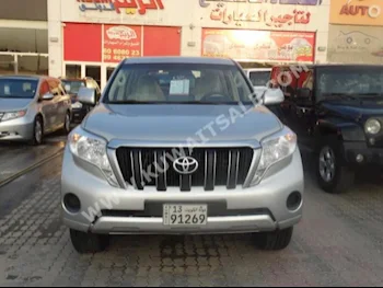 Toyota  TX.L  Prado  2015  70,000  SUV  Automatic  6  Cloth  4WD  Silver  Gasoline