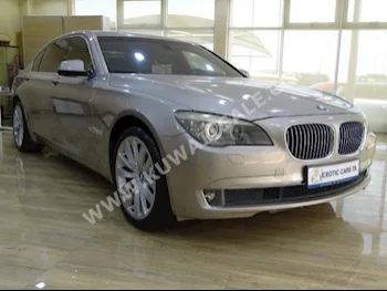 BMW  730 Li  7-Series  2010  48,000  Sedan  Automatic  6  Leather  RWD  Beige  Gasoline