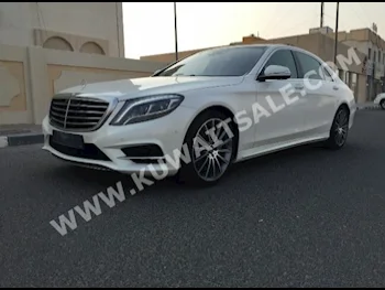 مرسيدس - بنز  500  اس - كلاس  2015  13,000  سيدان  اتوماتك  6  جلد  دفع خلفي  أبيض  بنزين