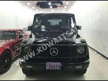 مرسيدس - بنز  320  جي - كلاس  1997  167,000  اس يو في  اتوماتك  6  جلد  دفع رباعي  أسود  بنزين