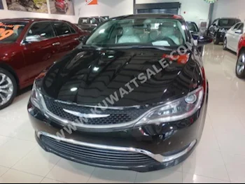 Chrysler  200  2016  0  Sedan  Automatic  4  Cloth  RWD  Black  Gasoline