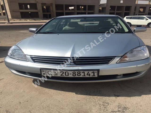 متسوبيشي  جي ال اكس  لانسر  2013  119,000  سيدان  اتوماتك  4  مخمل  دفع أمامي  فضي  بنزين