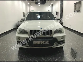بي ام دبليو  5  الفئة - اكس  2007  91,000  اس يو في  اتوماتك  6  جلد  دفع رباعي  أبيض  بنزين
