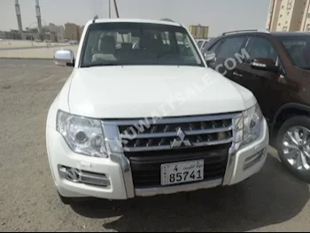 Mitsubishi  GLS  Pajero  2015  66,000  SUV  Automatic  6  Cloth  4WD  White  Gasoline