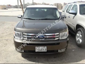 Ford  FLEX  2011  200,000  SUV  Automatic  6  Cloth  4WD  Brown  Gasoline