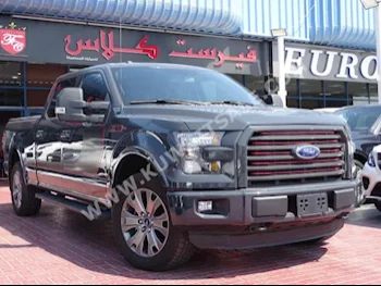 فورد  150  أف  2017  1,000  بيكب  اتوماتك  8  جلد  دفع رباعي  أسود  بنزين