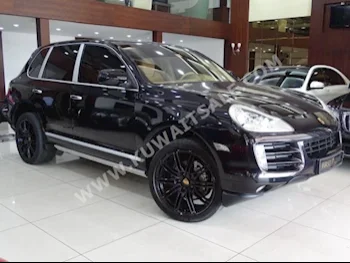 بورش  اس  كيان  2008  95,000  اس يو في  اتوماتك  8  جلد  دفع رباعي  أسود  بنزين