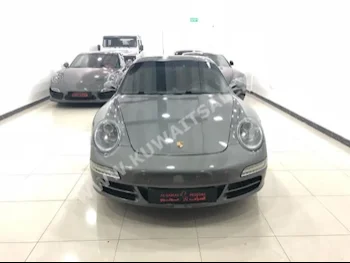 بورش  كاريرا اس  911  2008  129,000  كوبيه \ سبورت  اتوماتك  6  جلد  دفع خلفي  فضي  بنزين