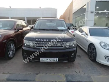 Land Rover  HSE  Range Rover  2010  187,000  SUV  Automatic  8  Leather  4WD  Purple  Gasoline