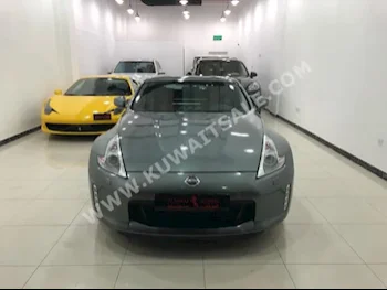 نيسان  370  زد  2016  12,000  كوبيه \ سبورت  اتوماتك  6  جلد  دفع خلفي  فضي  بنزين