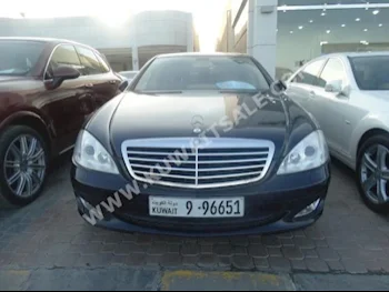 Mercedes-Benz  350  S-Class  2008  90,000  Sedan  Automatic  6  Leather  RWD  Dark Blue  Gasoline
