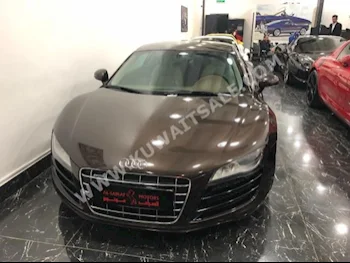 اودي  كواترو في 10  آر 8  2010  107,000  كوبيه \ سبورت  اتوماتك  8  جلد  دفع رباعي  بني  بنزين