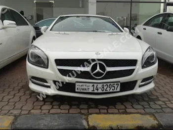 Mercedes-Benz  350  SL-Class  2013  51,000  Coupe / Sport  Automatic  4  Leather  RWD  White  Gasoline