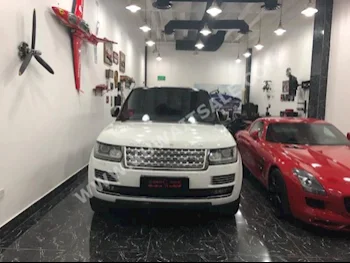 لاند روفر  فوج اوتوبايوغرافي  رنج روفر  2013  88,000  اس يو في  اتوماتك  8  جلد  دفع رباعي  أبيض  بنزين