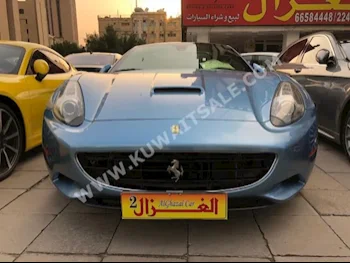 فيراري  كليفورنيا اف 1  2010  55,000  كوبيه \ سبورت  اف - 1  8  جلد  دفع خلفي  سمائي  بنزين