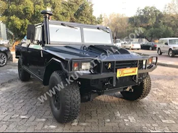 همر  اتش 3  2004  23,000  بيكب  اتوماتك  8  جلد  دفع رباعي  أسود  بنزين
