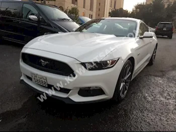 فورد  جي تي  موستانغ  2016  4,000  كوبيه \ سبورت  عادي  8  جلد  دفع خلفي  أبيض  بنزين