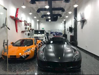فيراري  جي تي بي  2008  58,000  كوبيه \ سبورت  اف - 1  8  جلد  دفع خلفي  أسود  بنزين