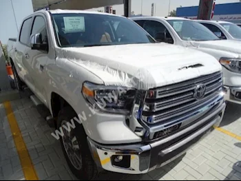 تويوتا  اديشن 1794  تندرا  2018  0  بيكب  اتوماتك  8  جلد  دفع رباعي  أبيض  بنزين