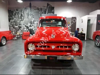 فورد  100  أف  1953  70,000  بيكب  اتوماتك  8  جلد  دفع خلفي  أحمر  بنزين