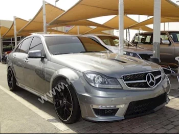 مرسيدس - بنز  63 AMG  سي - كلاس  2013  92,000  سيدان  اتوماتك  8  جلد  دفع خلفي  رمادي  بنزين