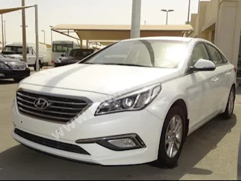 هيونداي  سوناتا  2015  95,000  سيدان  اتوماتك  4  جلد  دفع أمامي  أبيض  بنزين