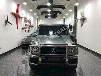 مرسيدس - بنز  63 AMG  جي - كلاس  2016  28,000  اس يو في  اتوماتك  8  جلد  دفع رباعي  رمادي  بنزين