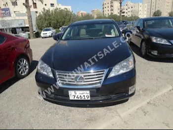 لكزس  350  اي اس  2010  83,000  سيدان  اتوماتك  6  جلد  دفع خلفي  أزرق غامق  بنزين