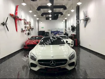 مرسيدس - بنز  AMG  جي تي اس  2015  34,000  كوبيه \ سبورت  اتوماتك  8  جلد  دفع خلفي  أبيض  بنزين