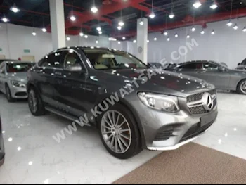 مرسيدس - بنز  250  جي ال سي  2017  15,000  اس يو في  اتوماتك  4  جلد  دفع رباعي  رمادي  بنزين