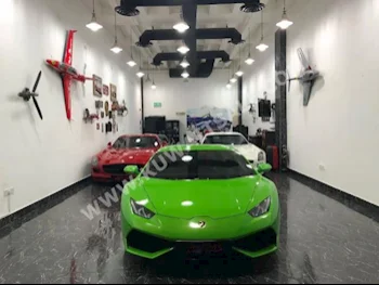 لمبرجيني  LP610-4  هركان  2015  47,000  كوبيه \ سبورت  اف - 1  8  جلد  دفع خلفي  أخضر  بنزين