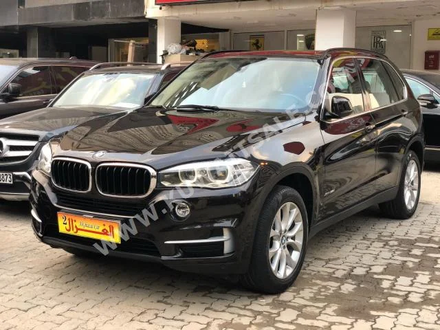 BMW  5  X-Series  2015  56,000  SUV  Automatic  6  Leather  4WD  Black  Gasoline
