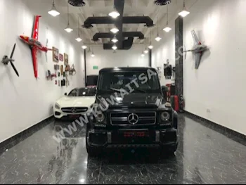 مرسيدس - بنز  63 AMG  جي - كلاس  2008  150,000  اس يو في  اتوماتك  8  جلد  دفع رباعي  أسود  بنزين