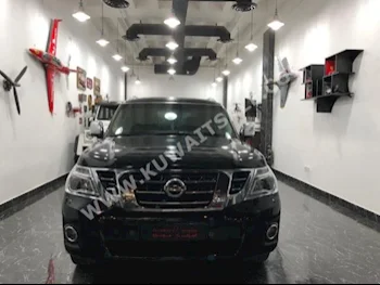 نيسان  بلاتنيوم  باترول  2016  47,000  اس يو في  اتوماتك  8  جلد  دفع رباعي  أسود  بنزين
