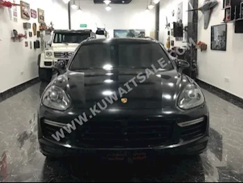 بورش  جي تي اس  كيان  2016  83,000  اس يو في  اتوماتك  8  جلد  دفع رباعي  أسود  بنزين