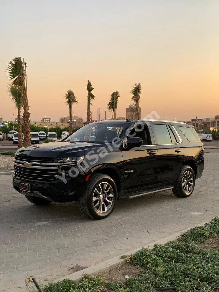 شفروليه تاهو ال تي 2022 اتوماتيك 216,000 كم 8 سلندر دفع رباعي اس يو في أسود