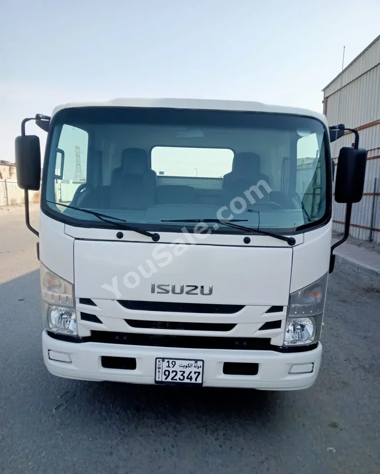 Isuzu  Trooper  2022  Manual  197,000 Km  4 Cylinder  4WD  Van / Bus  White  With Warranty