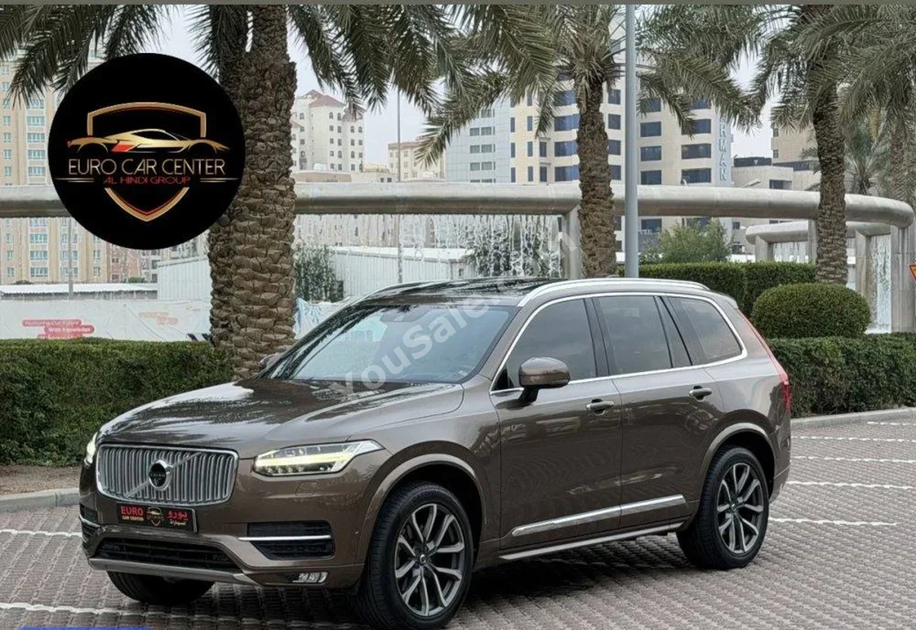 Volvo XC 90 2018 Automatic 208,000 Km 4 Cylinder AWD SUV Gold