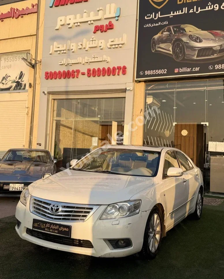 تويوتا  اوريون  2011  اتوماتيك  390,000 كم  6 سلندر  دفع أمامي  سيدان  أبيض