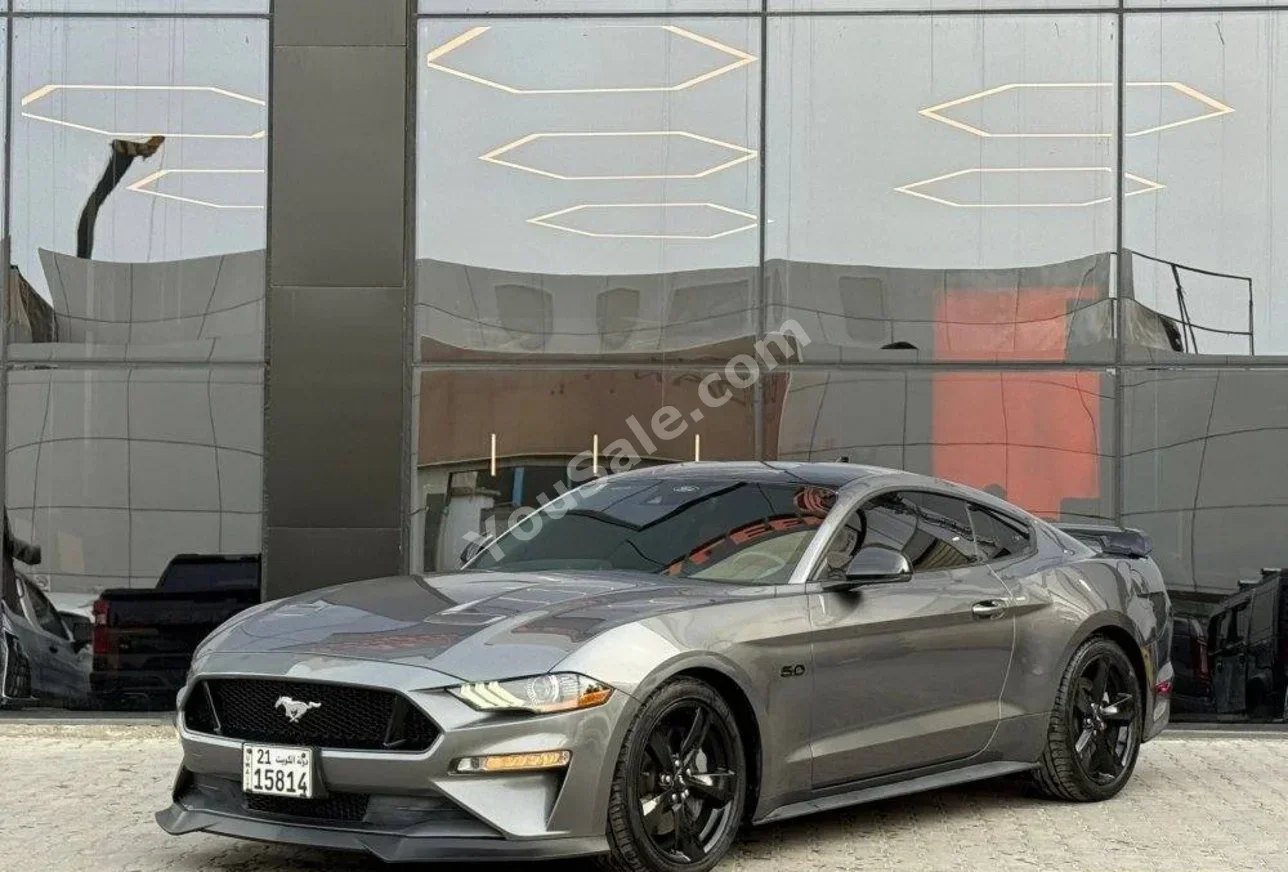 Ford  Mustang  GT  2021  Automatic  64,000 Km  8 Cylinder  RWD  Coupe / Sport  Gray