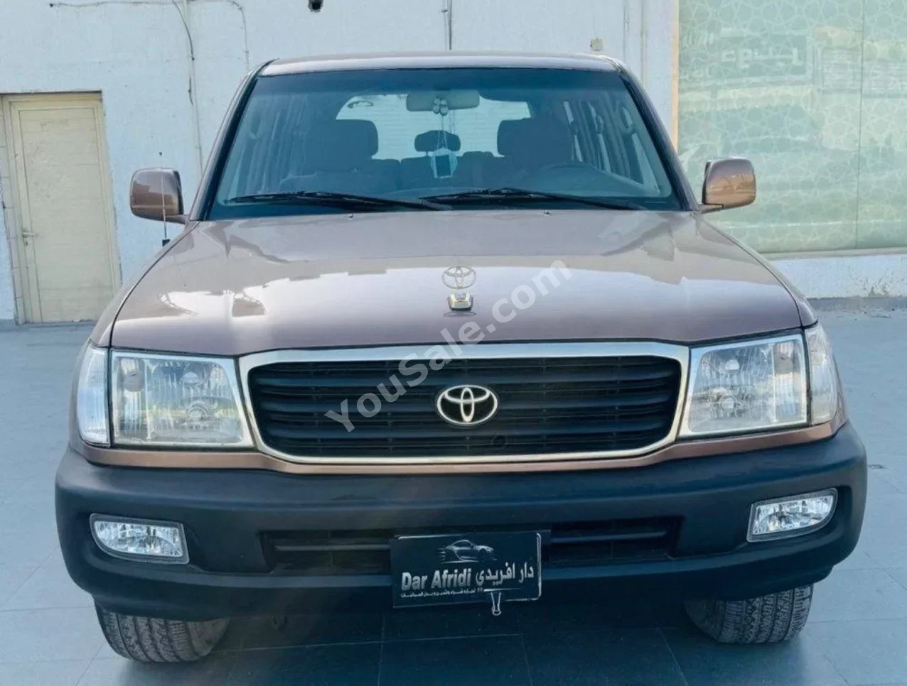 Toyota Land Cruiser VXR 1998 Automatic 442,000 Km 8 Cylinder 4WD SUV Brown