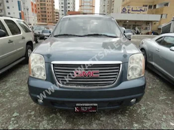 جي ام سي  اكس إل  يوكون  2009  39,000  اس يو في  اتوماتك  8  مخمل  دفع خلفي  ازرق  بنزين