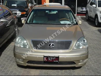 لكزس  430  ال اس  2001  270,000  سيدان  اتوماتك  8  جلد  دفع خلفي  ذهبي  بنزين