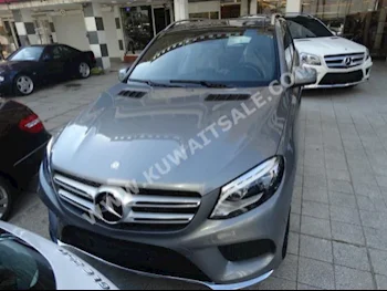 مرسيدس - بنز  400  سي ال اس - كلاس  2016  0  اس يو في  اتوماتك  8  جلد  دفع رباعي  رمادي  بنزين
