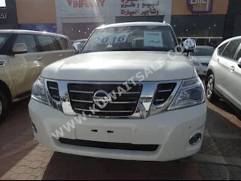 Nissan  Platinum  Patrol  2016  0  SUV  Automatic  8  Leather  4WD  White  Gasoline